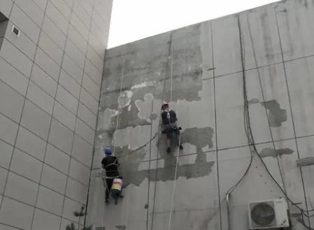 金山楼顶漏水维修公司分享下金山外墙防水的注意事项